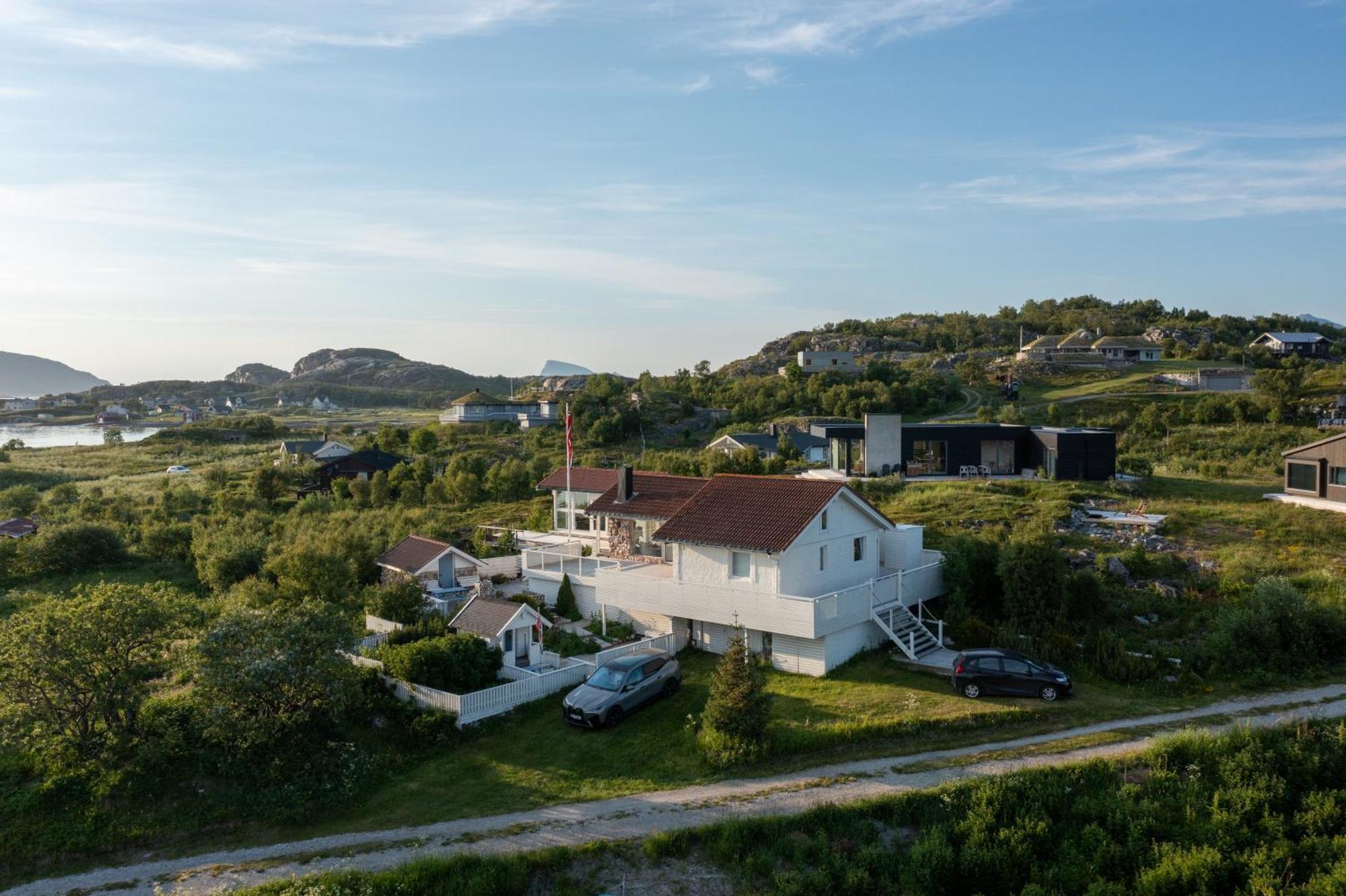 Brensholmen Beach House Тромсё Экстерьер фото